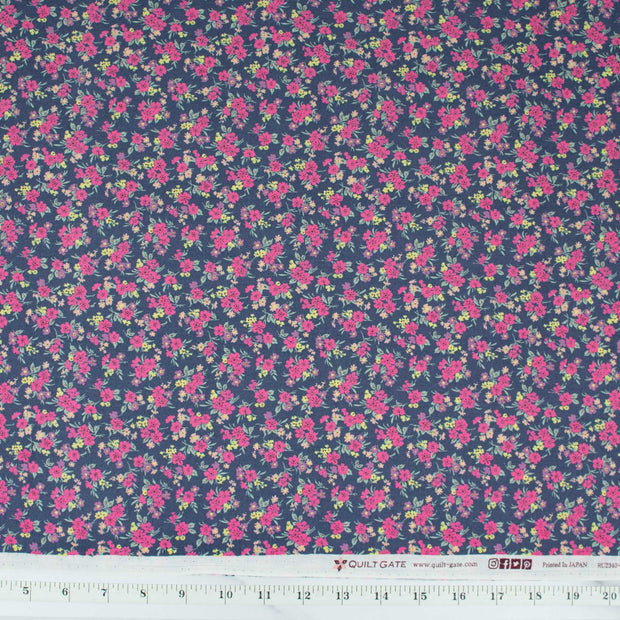 quilt-gate-ruru-bouquet-florette-small-Floral-Red-Pink-Grey-2340-15C