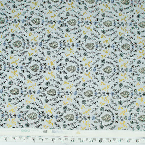 rjr-fabrics-summer-in-the-cotswolds-by-jade-kosinski-beehive-sweet-lavender-metallic-jm203-sl2m