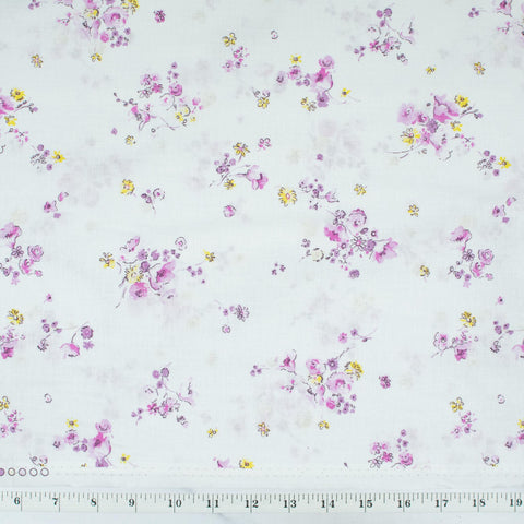 yuwa-live-life-charmant-collection-tossed-flowers-light-purple-flowers-on-off-white-background-CC823091-1